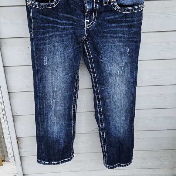 Capris - Picture 2 of 5